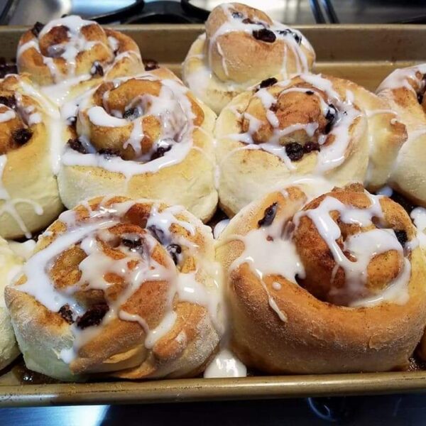 Raison Cinnamon Rolls